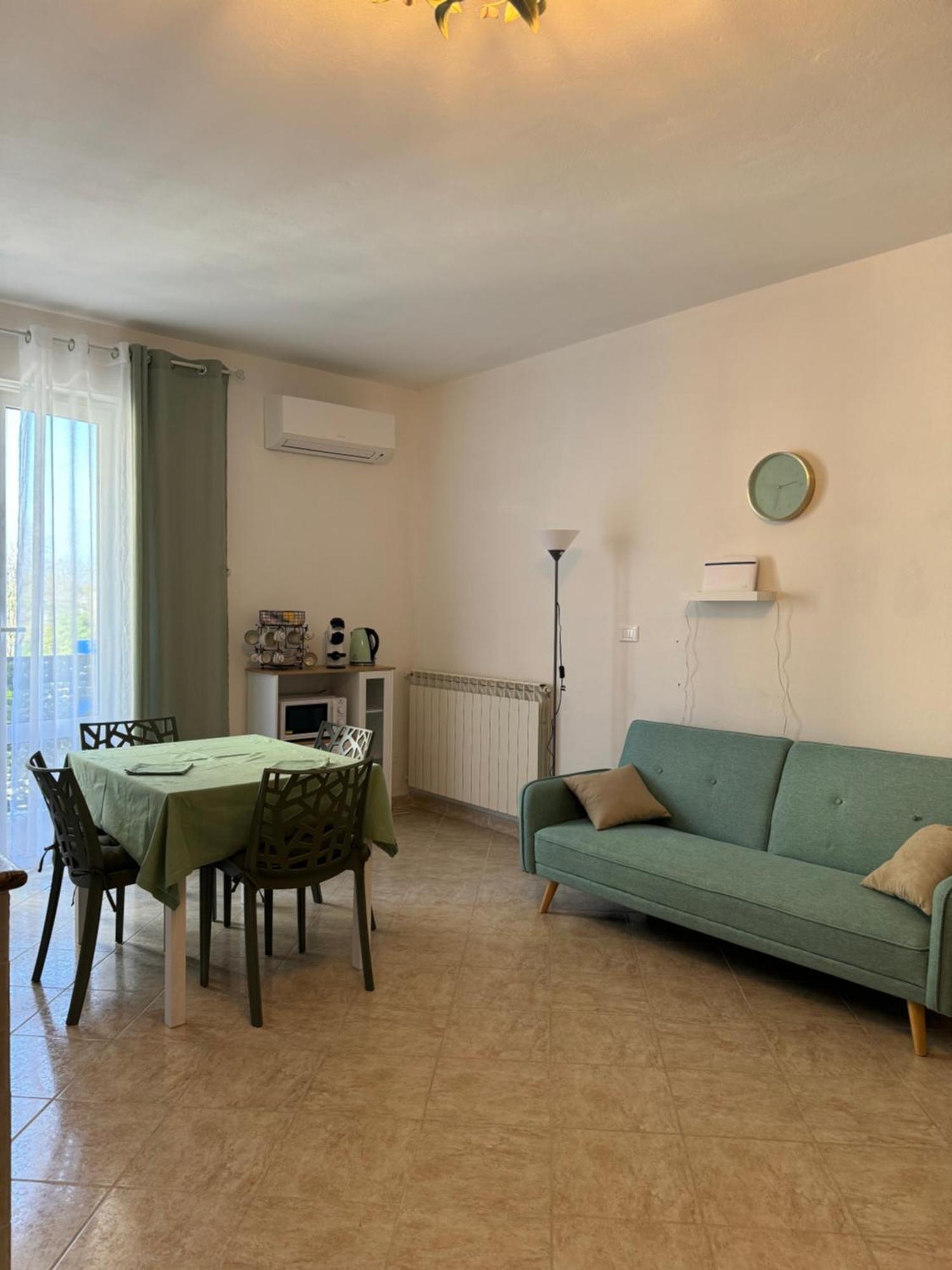 Serravalle Shop&Stay Serravalle Scrivia Bagian luar foto