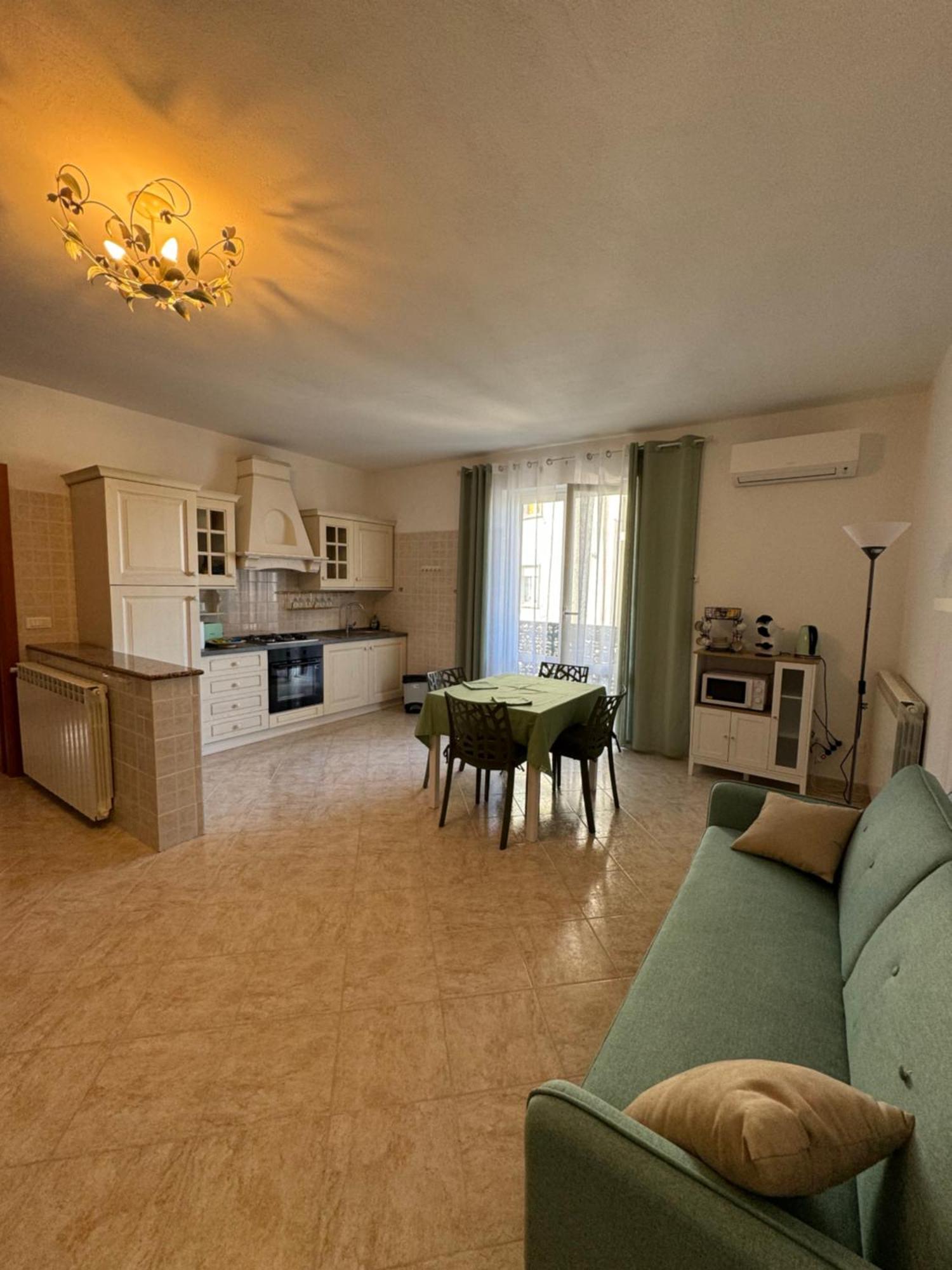 Serravalle Shop&Stay Serravalle Scrivia Bagian luar foto